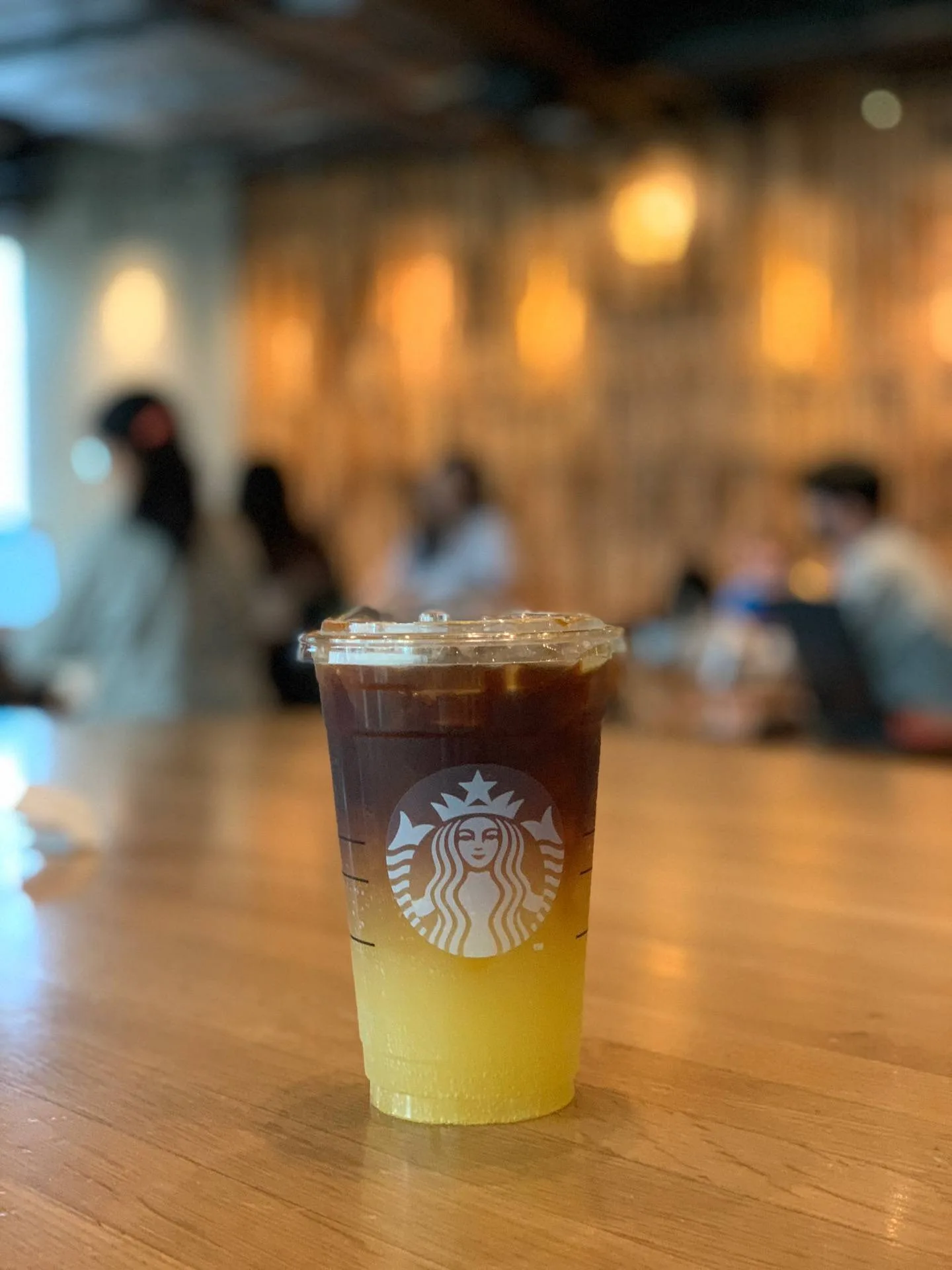 Starbucks @Siam Discovery (2nd floor)