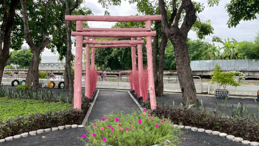 สวนชมพูพันธุ์ทิพย์