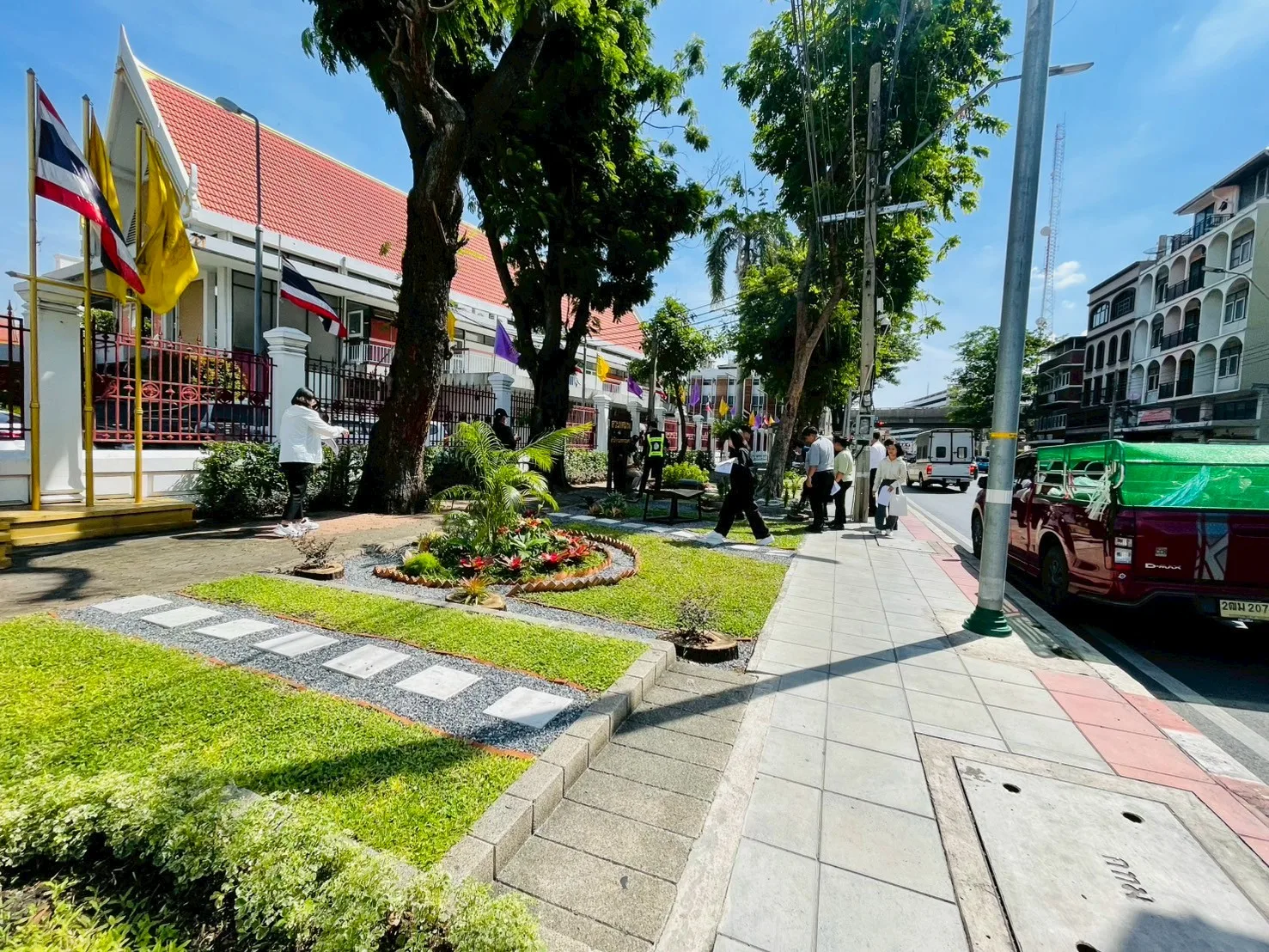 สวนทศเทพ