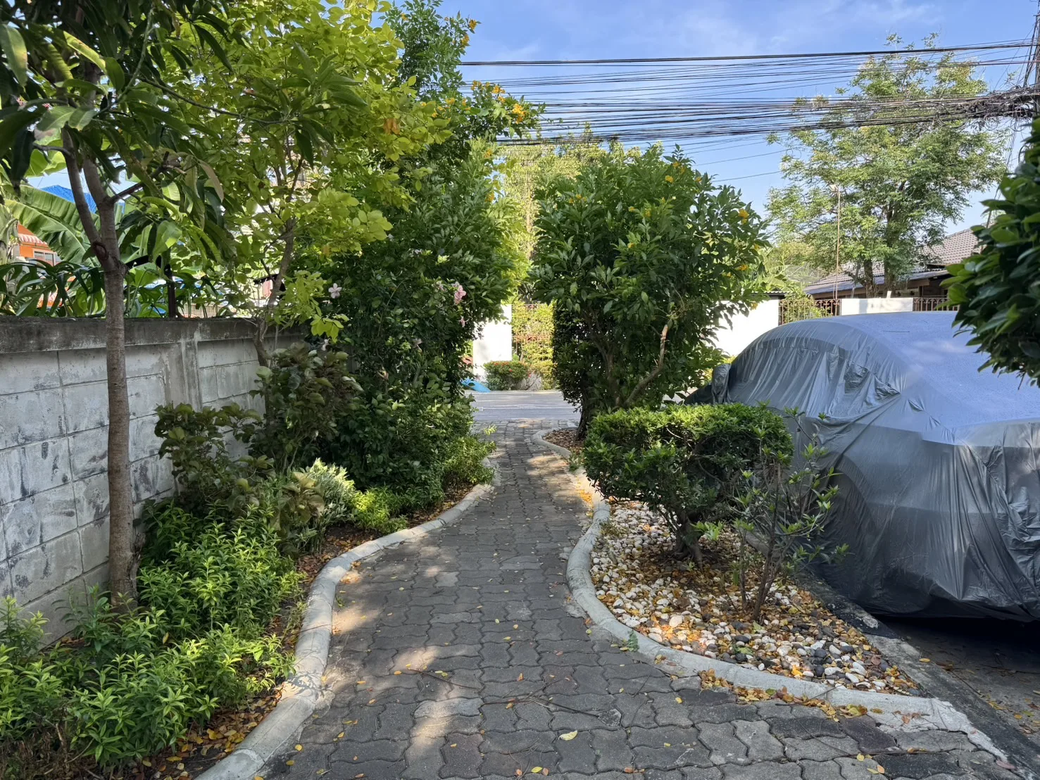 สวนหย่อมซอยวชิรธรรมสาธิต 27 (ชุมชนหมู่บ้านทับแก้ว)