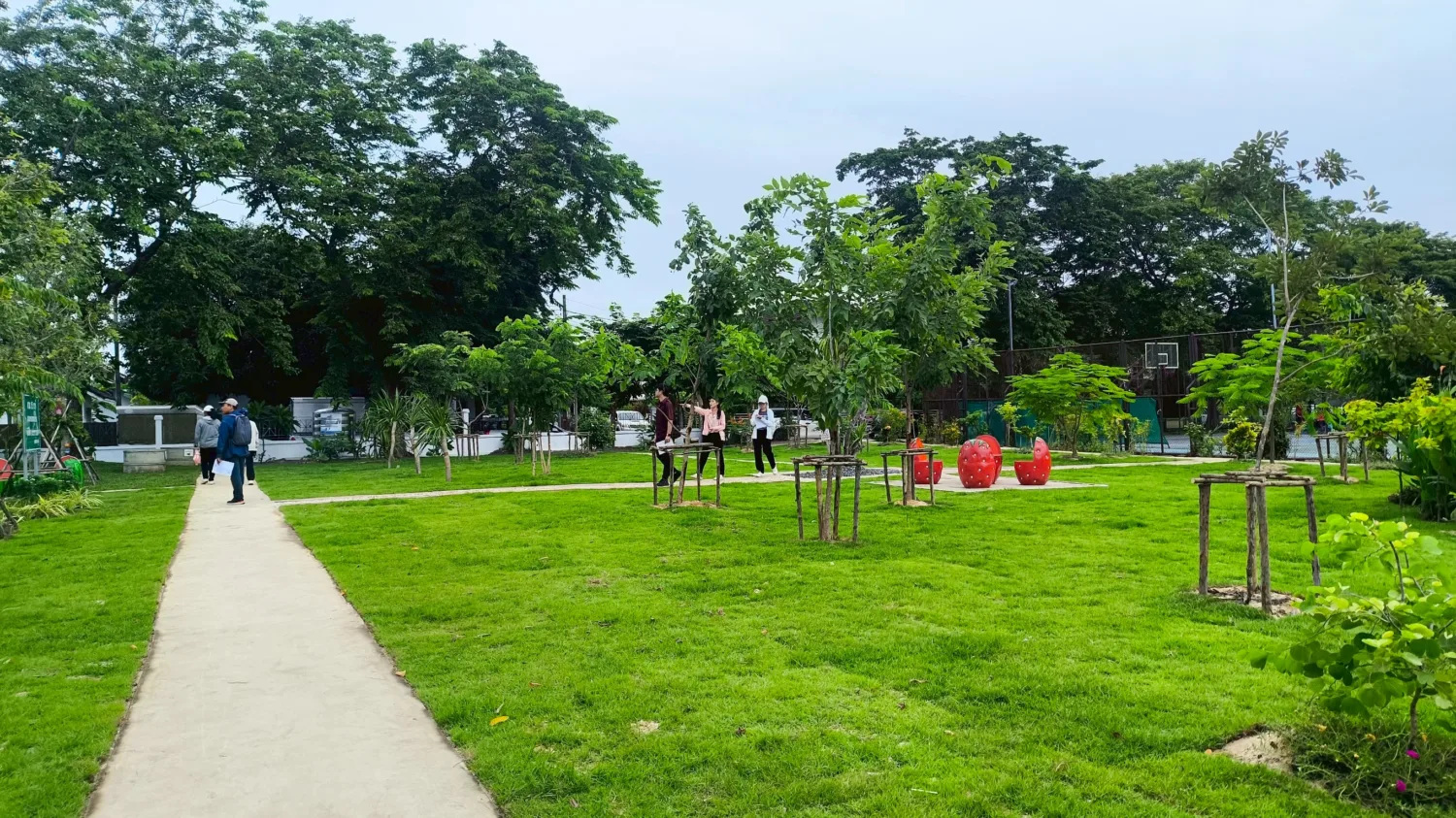 สวนหย่อมหมู่บ้านนักกีฬาประชาร่วมใจ