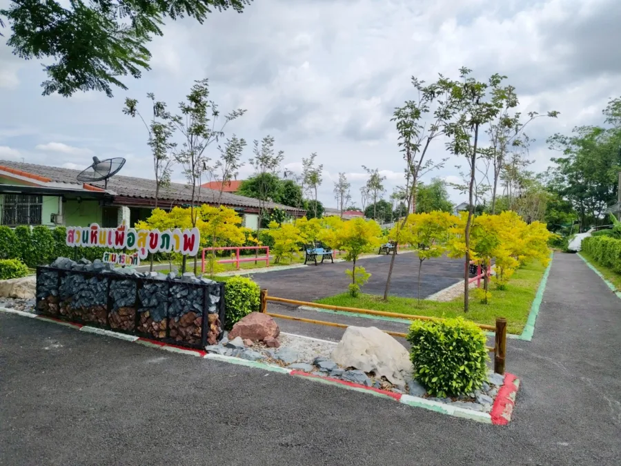 สวนหินเพื่อสุขภาพสวน 15 นาที ชุมชนการเคหะธนบุรี 1 ส่วน 3