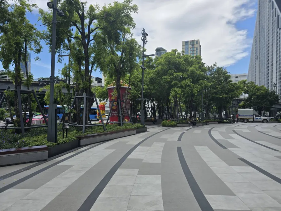 สวนอาคารสามย่านมิตรทาวน์ ชั้น G