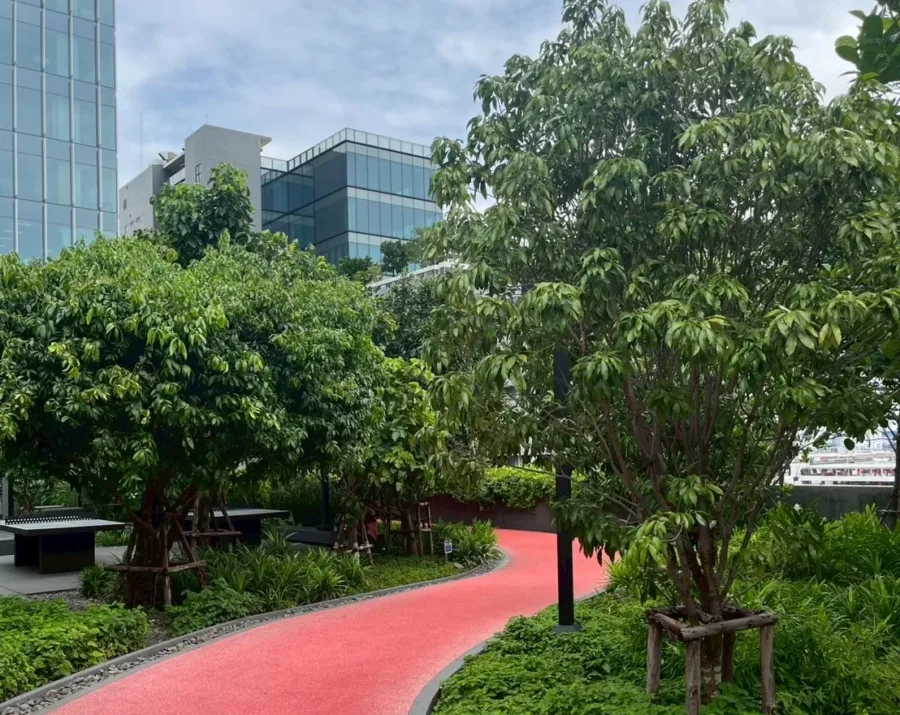 อาคารสำนักงาน เอไอเอ อีสต์ เกตเวย์